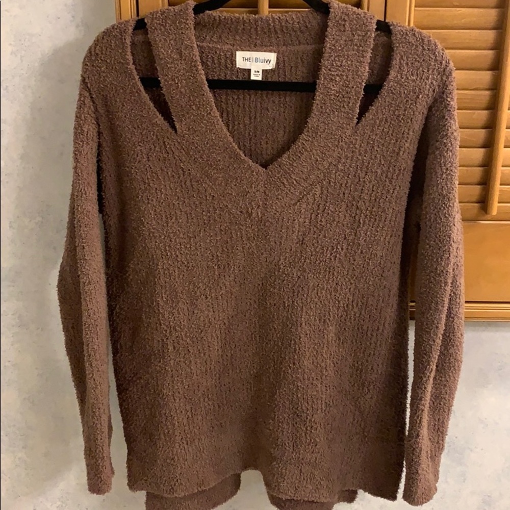 Cute brown sweater with cut outs on the shoulders